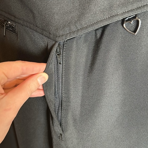 Obermeyer Black Ski Snowpants - Picture 3 of 7